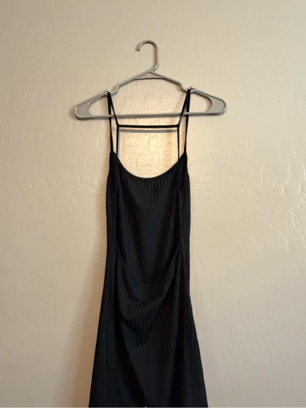 Simple Black Ribbed jumpsuit - Picture 2 of 2